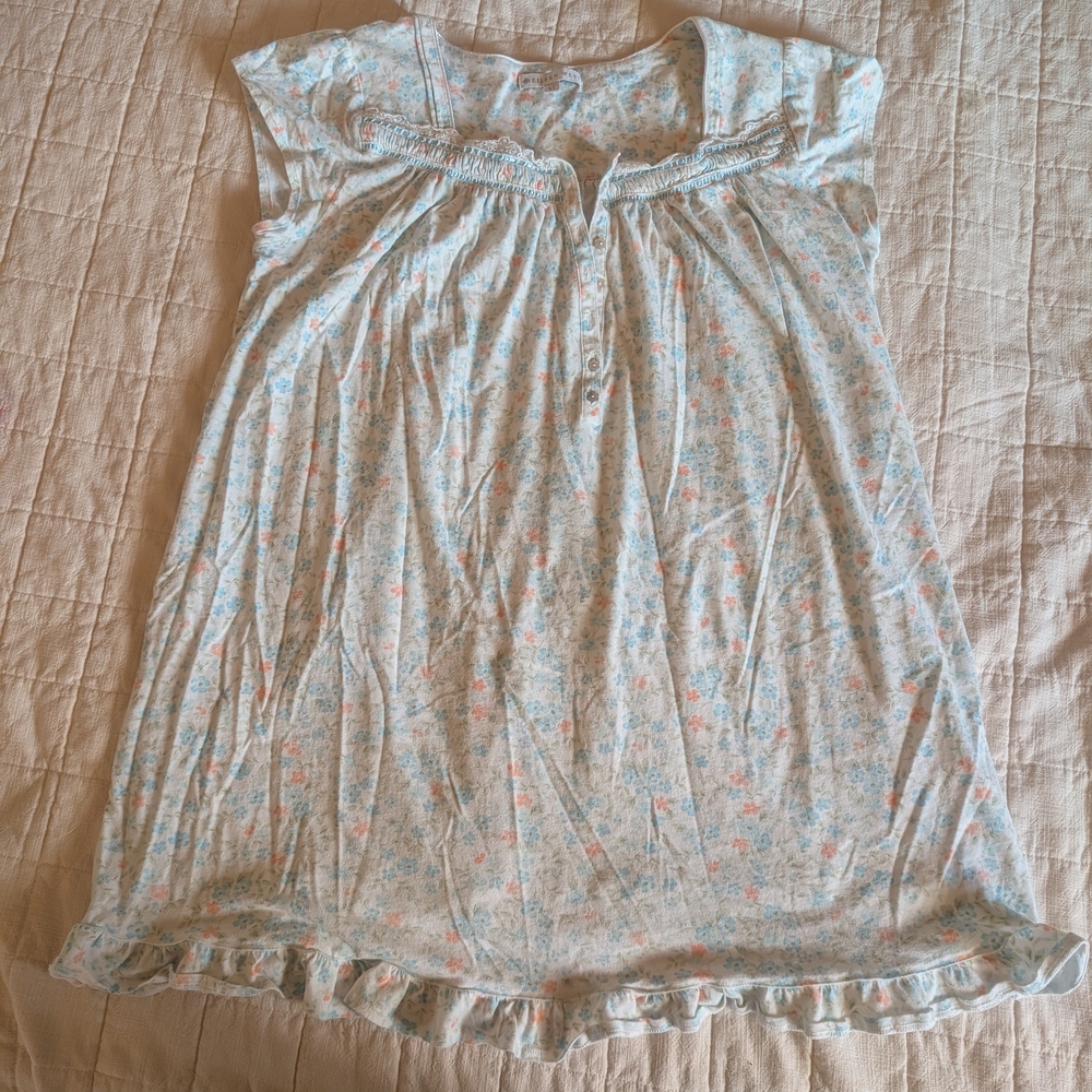 Eileen West Floral Nightgown